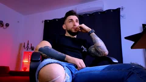 Snapshot of mightyaaron chatting on March 12, 2026, 4:18 am MightyAaron online show from March 12, 2026, 4:18 am