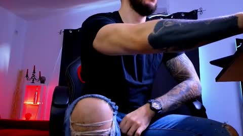 Snapshot of mightyaaron chatting on March 16, 2026, 5:44 am MightyAaron online show from March 16, 2026, 5:44 am