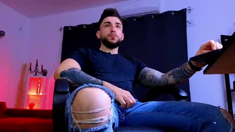 Snapshot of mightyaaron chatting on March 17, 2026, 3:33 am MightyAaron online show from March 17, 2026, 3:33 am