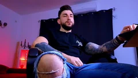 Snapshot of mightyaaron chatting on March 23, 2026, 3:21 am MightyAaron online show from March 23, 2026, 3:21 am