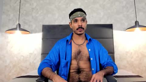 miguelsanfrancisco online show from November 6, 2025, 3:13 pm