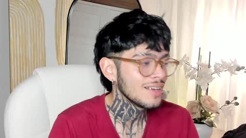 Snapshot of mihailleroy chatting on January 14, 2025, 11:37 pm MIHAIL LEROY finally independent model online show from January 14, 2025, 11:37 pm