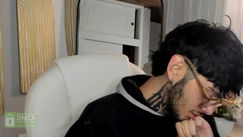 Snapshot of mihailleroy chatting on January 30, 2025, 8:01 am MIHAIL LEROY finally independent model online show from January 30, 2025, 8:01 am