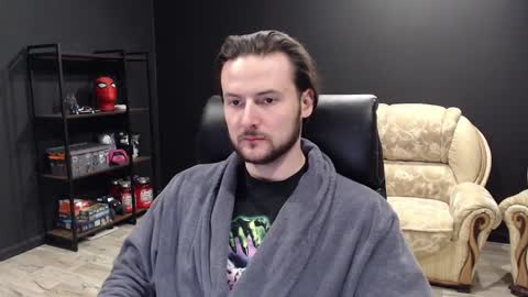 Snapshot of mihasikd chatting on February 13, 2025, 8:45 pm Misha Winchester online show from February 13, 2025, 8:45 pm