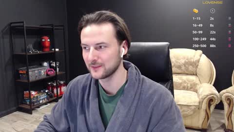 Snapshot of mihasikd chatting on February 26, 2025, 9:48 pm Misha Winchester online show from February 26, 2025, 9:48 pm