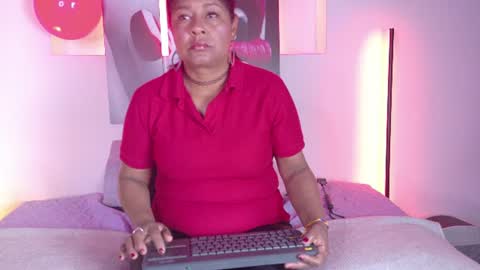 miia_blace online show from June 18, 2026, 4:02 am