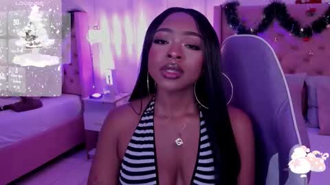 Miia Schwarz  online show from December 20, 2025, 1:34 am