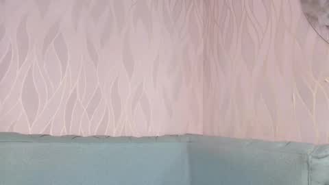 miia scoott  online show from September 13, 2025, 11:54 am