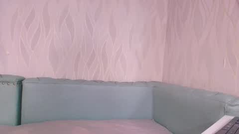 miia scoott  online show from October 7, 2025, 11:51 am