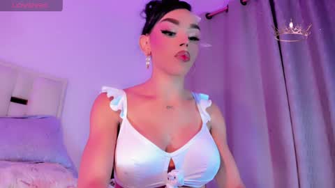 Snapshot of miia_sophia chatting on April 27, 2026, 1:14 am online show from April 27, 2026, 1:14 am