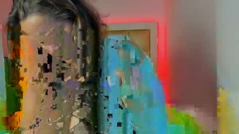 Mia online show from April 13, 2026, 3:34 am