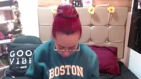 miia online show from October 1, 2025, 6:47 pm