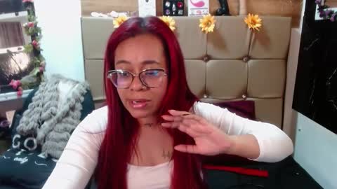 miia online show from October 10, 2025, 7:02 pm