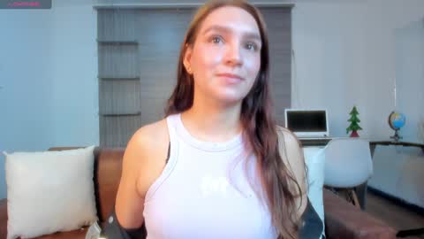 Snapshot of miia_taylors chatting on December 13, 2024, 12:06 pm Miia 3 online show from December 13, 2024, 12:06 pm