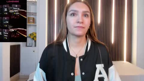 Snapshot of miia_taylors chatting on September 22, 2025, 12:51 pm Miia 3 online show from September 22, 2025, 12:51 pm