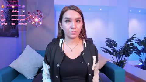 Snapshot of miia_taylors chatting on October 29, 2025, 11:45 am Miia 3 online show from October 29, 2025, 11:45 am