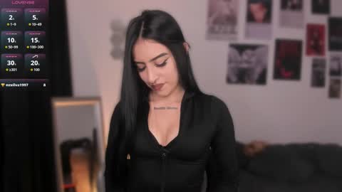 Snapshot of miiaa_stone chatting on October 30, 2025, 1:29 am miiaa stone online show from October 30, 2025, 1:29 am