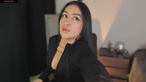 Snapshot of miiaa_stone chatting on November 26, 2025, 2:56 am miiaa stone online show from November 26, 2025, 2:56 am