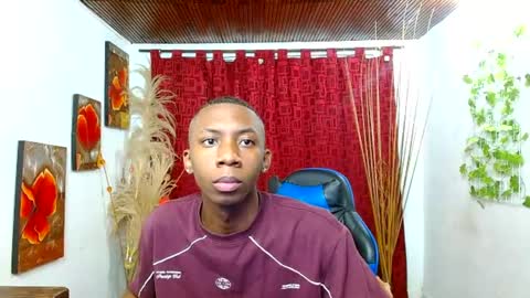 Snapshot of miilo18 chatting on February 22, 2026, 7:19 am milo online show from February 22, 2026, 7:19 am