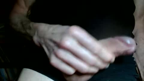 Snapshot of miister_macky chatting on February 8, 2025, 1:00 am miister macky online show from February 8, 2025, 1:00 am