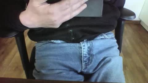 Snapshot of mik116 chatting on March 11, 2025, 2:18 pm mik online show from March 11, 2025, 2:18 pm