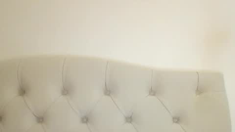 Snapshot of mika_gold7 chatting on September 19, 2025, 8:49 am Mika online show from September 19, 2025, 8:49 am