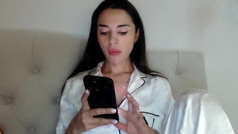 Snapshot of mika_gold7 chatting on October 20, 2025, 6:08 pm Mika online show from October 20, 2025, 6:08 pm