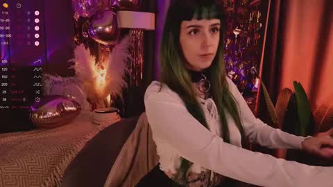 mika_moon_ online show from February 13, 2025, 4:43 am