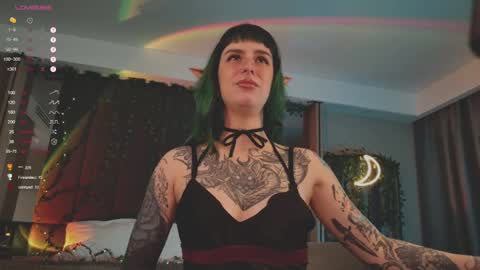 mika_moon_ online show from February 28, 2025, 9:25 am