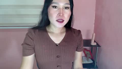 Snapshot of mika_oka chatting on February 7, 2025, 9:26 am Hi im Avah online show from February 7, 2025, 9:26 am