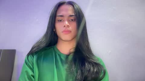 Snapshot of mika_pedersen chatting on September 29, 2025, 8:41 am mika_pedersen online show from September 29, 2025, 8:41 am