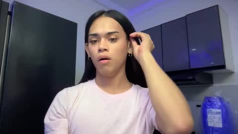 Snapshot of mika_pedersen chatting on October 18, 2025, 12:06 pm mika_pedersen online show from October 18, 2025, 12:06 pm