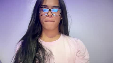 Snapshot of mika_pedersen chatting on October 19, 2025, 12:44 am mika_pedersen online show from October 19, 2025, 12:44 am