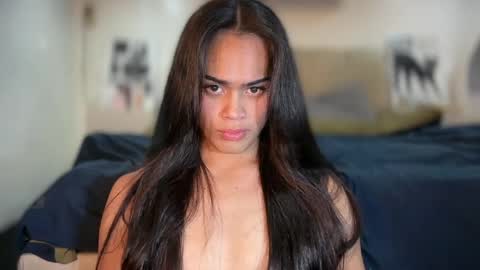 mika_pedersen online show from June 24, 2026, 8:41 pm
