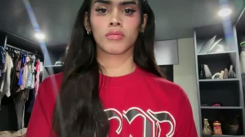 mika_pedersen online show from July 3, 2026, 9:32 pm
