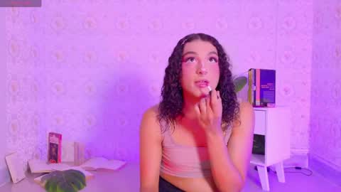 Snapshot of mika_velvet chatting on June 4, 2026, 2:56 pm mika_velvet online show from June 4, 2026, 2:56 pm