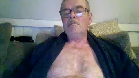 Snapshot of mikael42 chatting on April 7, 2026, 6:41 pm mikael42 online show from April 7, 2026, 6:41 pm