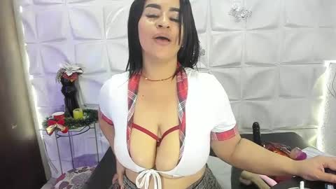 Snapshot of mikaela_lust chatting on January 4, 2025, 4:54 pm Mikaela Lust online show from January 4, 2025, 4:54 pm