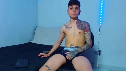 Snapshot of mike777jr chatting on December 29, 2024, 3:24 pm Mike IMDEPENDIENT MODEL online show from December 29, 2024, 3:24 pm