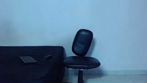 Mike IMDEPENDIENT MODEL online show from February 24, 2026, 1:36 am