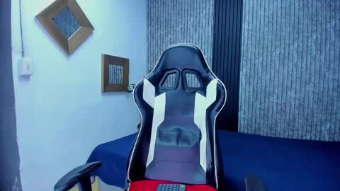 Mike 0233 online show from October 29, 2025, 4:26 am