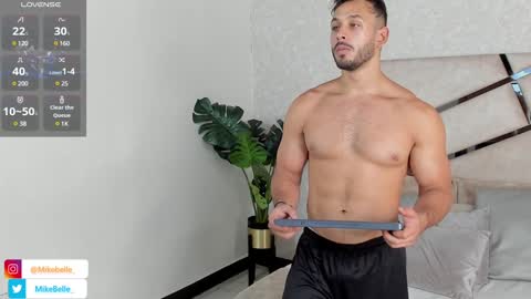 Mike Belle online show from December 25, 2024, 9:43 pm