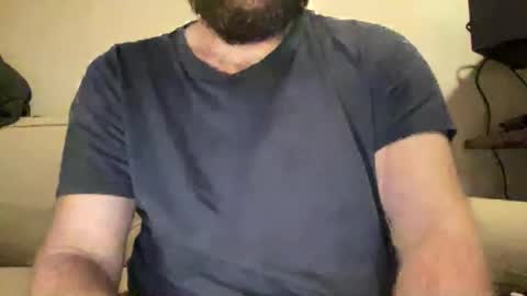 Snapshot of mike_berlin1 chatting on December 8, 2024, 11:19 pm MIke online show from December 8, 2024, 11:19 pm