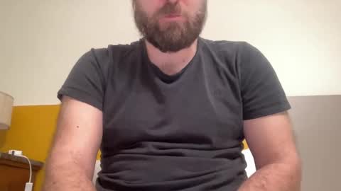 Snapshot of mike_berlin1 chatting on February 17, 2025, 10:51 am MIke online show from February 17, 2025, 10:51 am