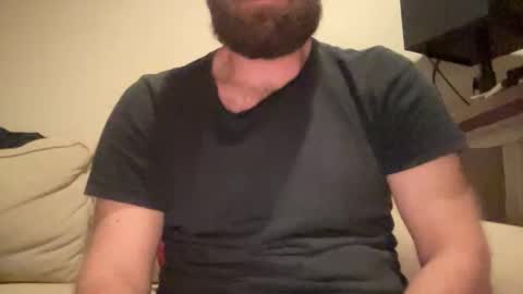 Snapshot of mike_berlin1 chatting on September 20, 2025, 10:33 pm MIke online show from September 20, 2025, 10:33 pm