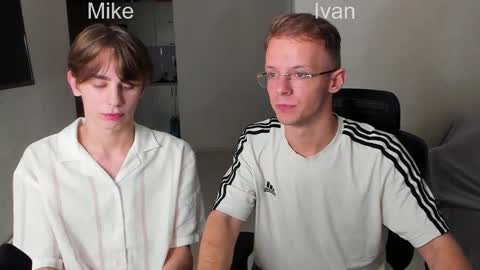 Ivan and Mikemikee online show from November 9, 2025, 10:41 pm