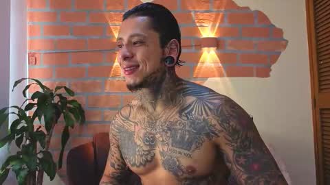 Snapshot of mike_jonness chatting on October 23, 2025, 3:11 pm M I K E online show from October 23, 2025, 3:11 pm