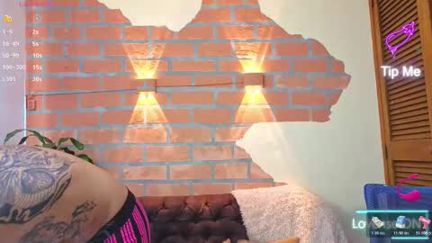 Snapshot of mike_jonness chatting on October 24, 2025, 2:24 pm M I K E online show from October 24, 2025, 2:24 pm