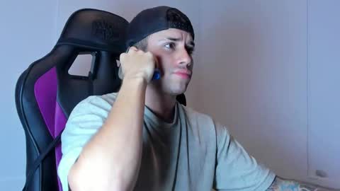 Mike Montoya online show from December 5, 2025, 12:25 pm