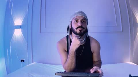 Mike Parker online show from November 17, 2025, 3:56 am